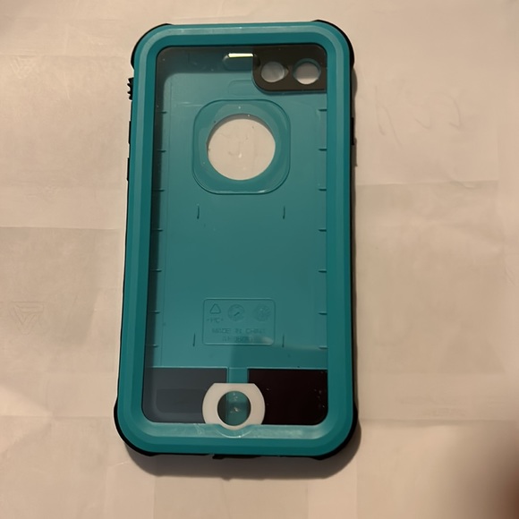 ⭐️Used Nexgadget iPhone 7 Case in turquoise blue…Conquer Series K21 - Picture 1 of 4
